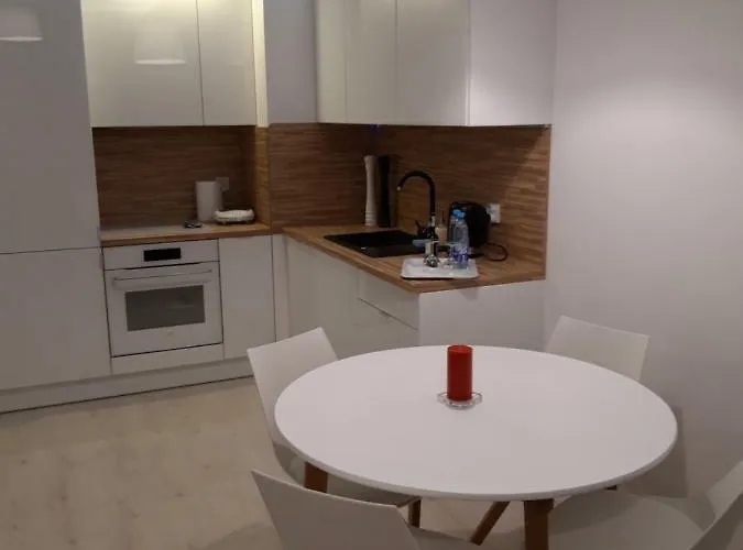 Brzezno Letnica アパート *